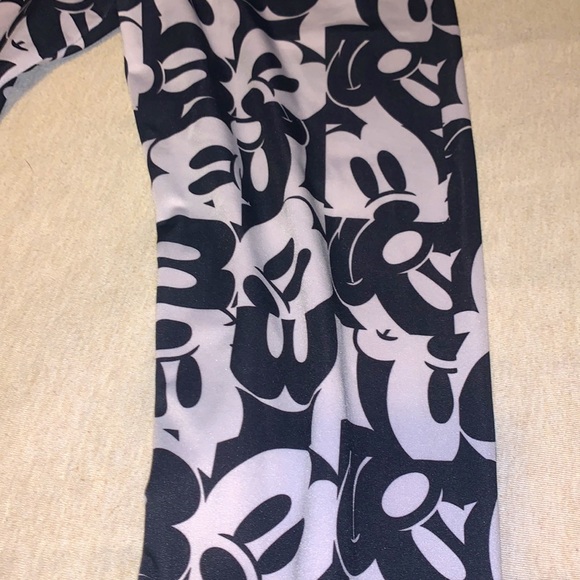 MICKEY MOUSE leggings 💞 - Picture 2 of 5